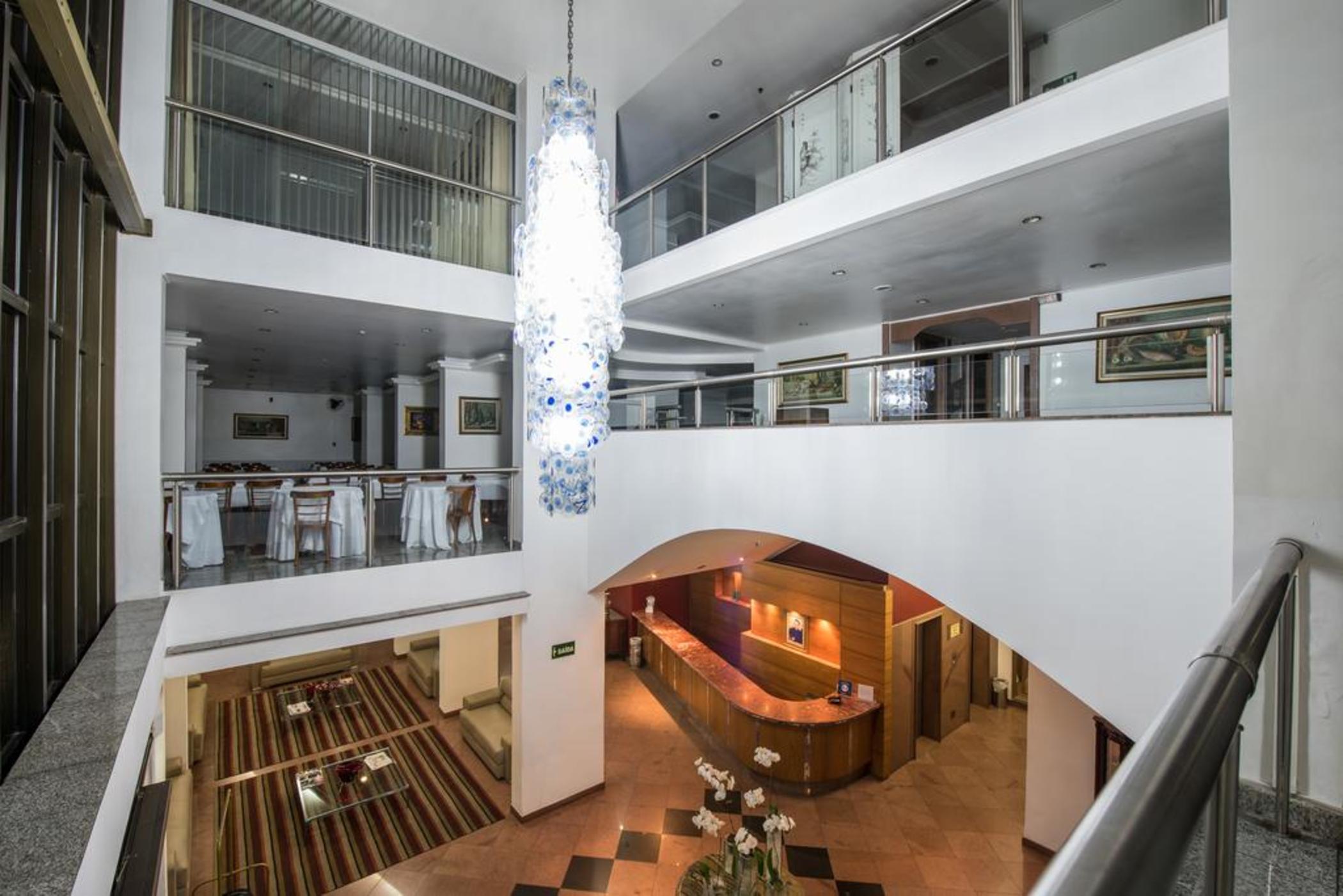Hotel Carlton Plaza Poços de Caldas Buitenkant foto