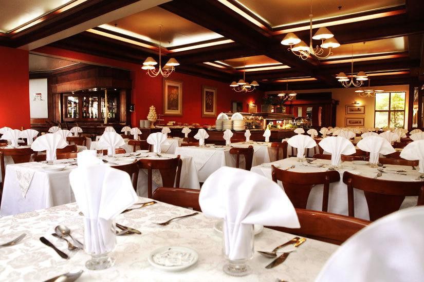 Hotel Carlton Plaza Poços de Caldas Buitenkant foto